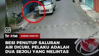 Dua Sejoli Tertangkap CCTV Gondol Besi Penutup Selokan | Kabar Hari Ini tvOne