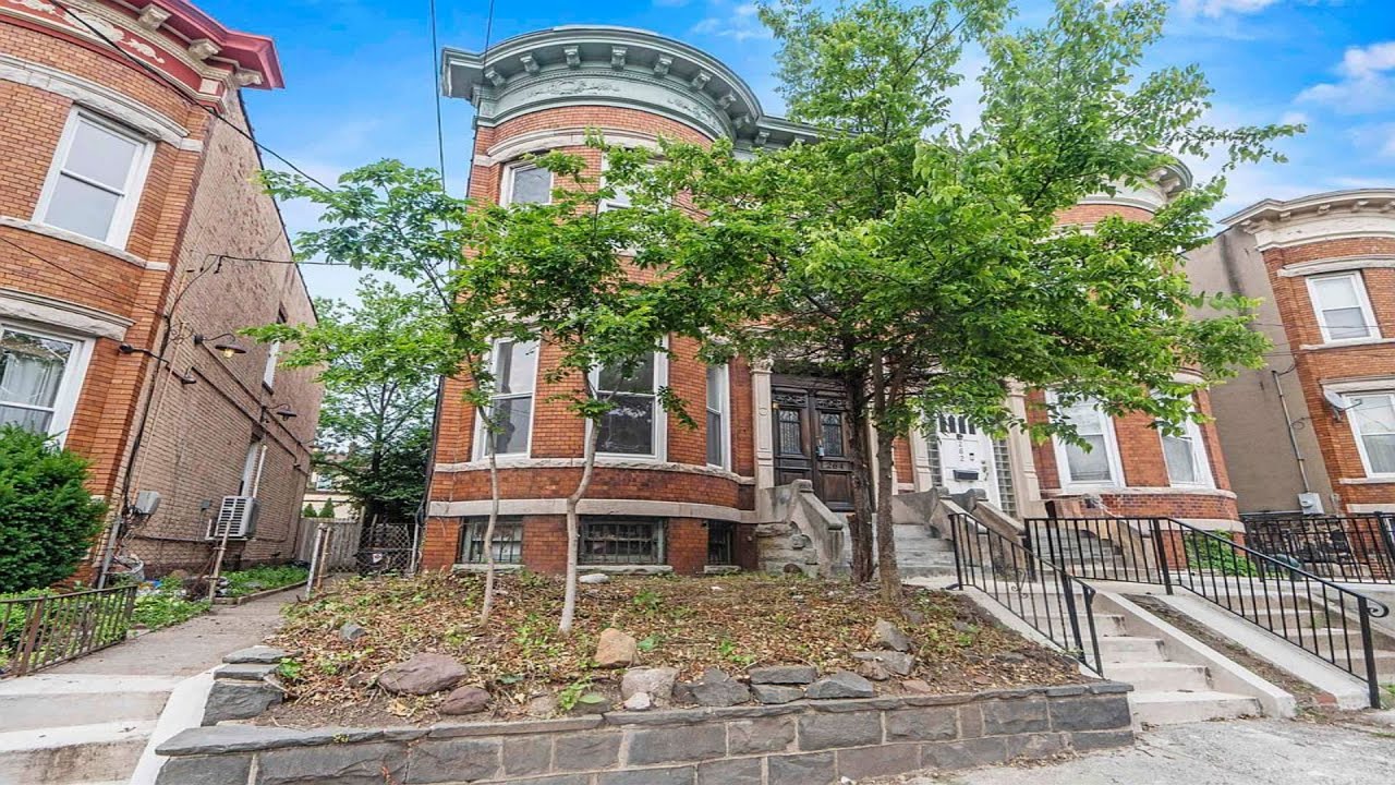 $650,000 // House For Sale  In   Jersey City New Jersey // East Facing // Home In USA