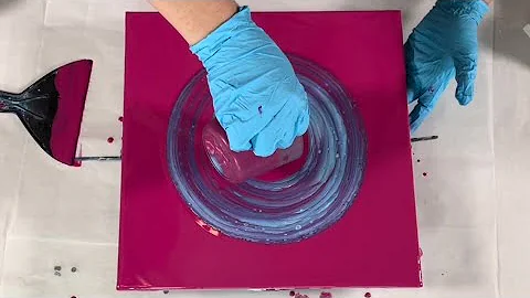 (450) Cloudy Fibonacci Spinning Straight Pour - Sp...