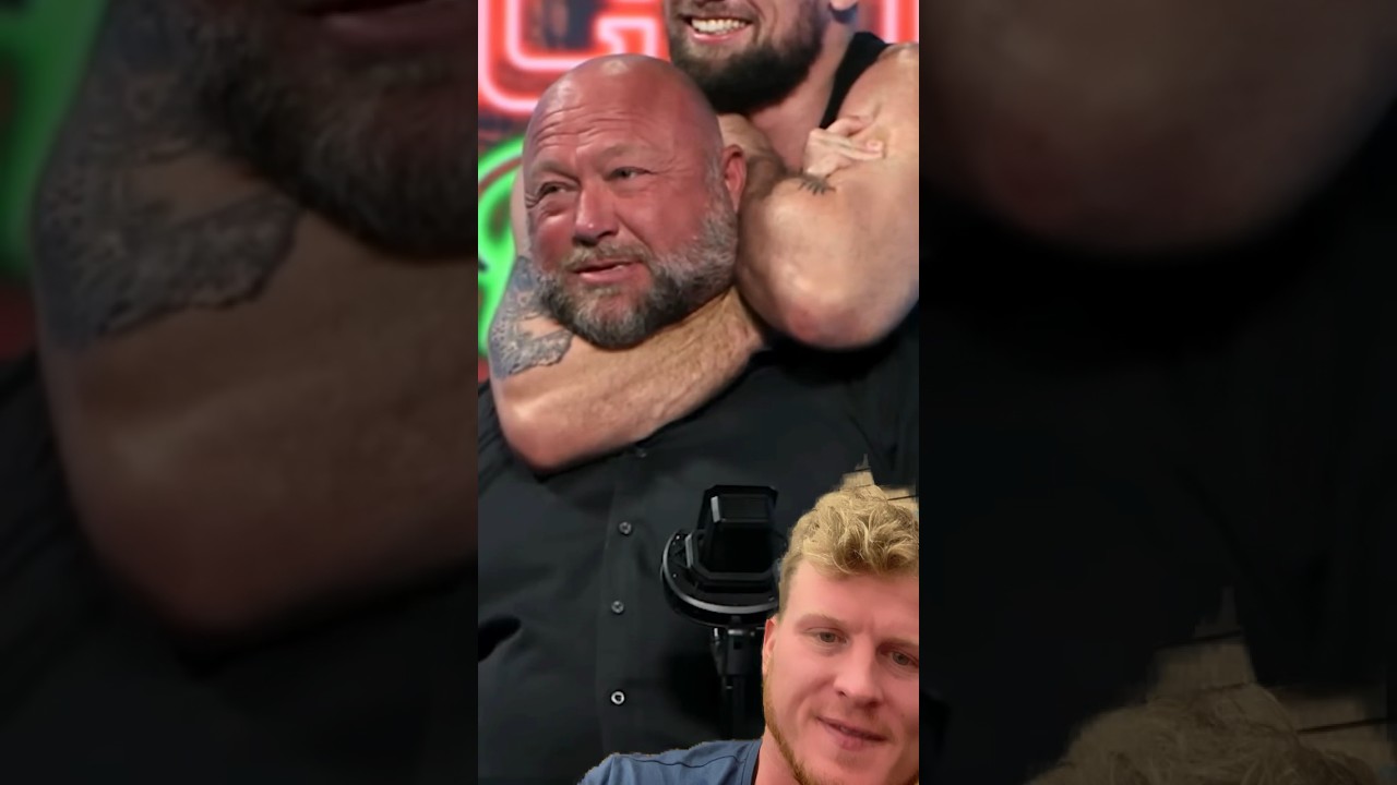 Alex Jones gets CHOKED OUT 👀 😂 
