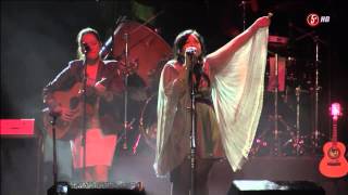 Carla Morrison   Compartir y Dejenme Llorar Vive Latino 2012 HD