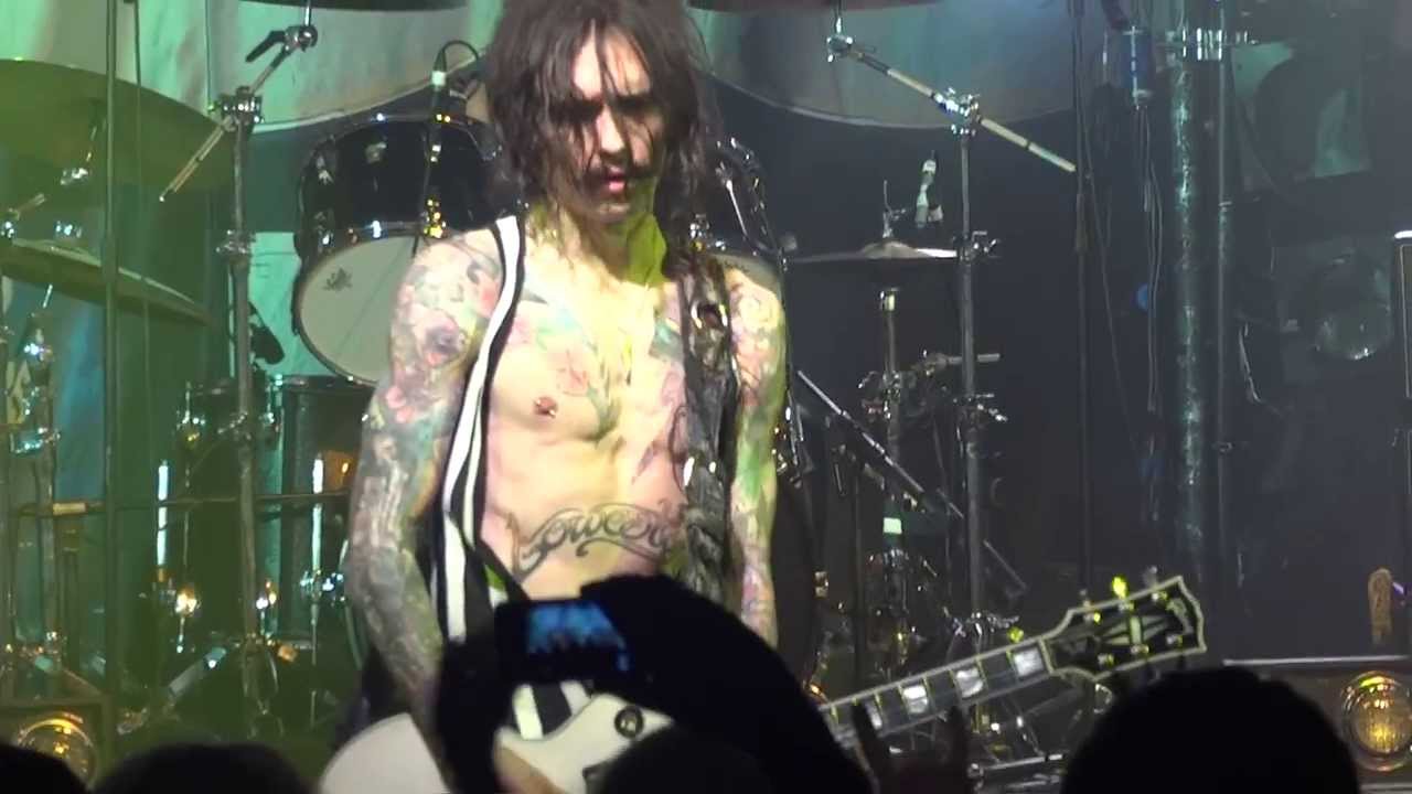 The Darkness I Believe In A Thing Called Love Live Preston 2013 The darkness i believe in a thing called love live preston 2013