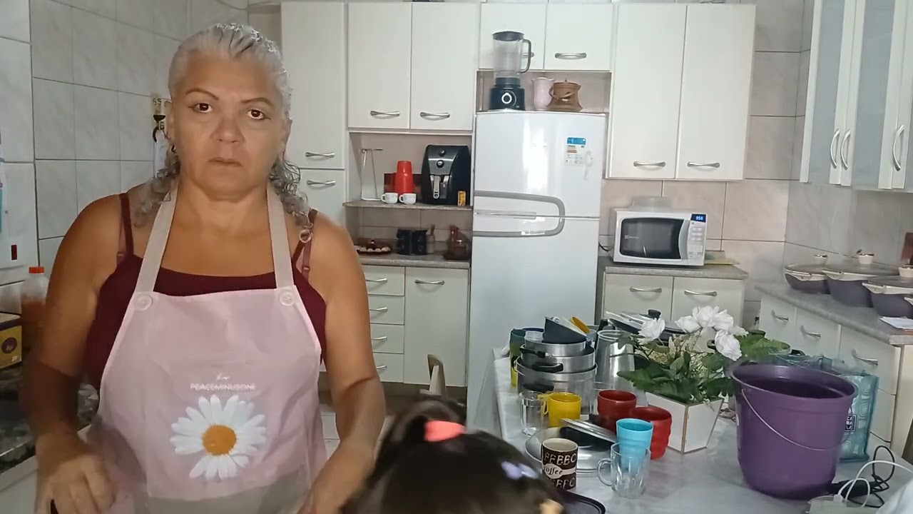 Minha rotina no dia a dia, afazeres de casa, fiz uma cocadinha de sobremesa, bora?