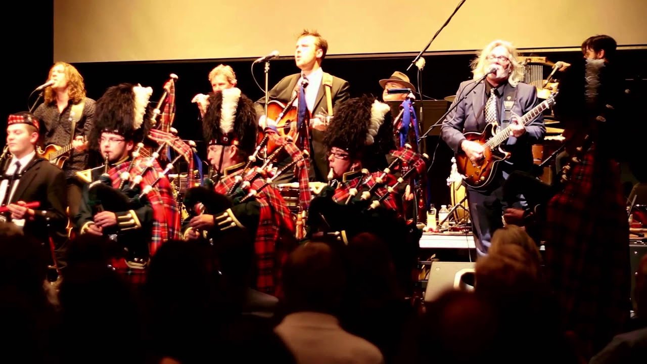 Mull Of Kintyre performed by "Getting Better" YouTube