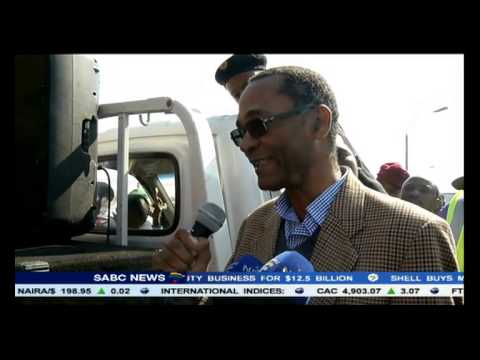 Youth protest over unemployment in Rustenburg - YouTube