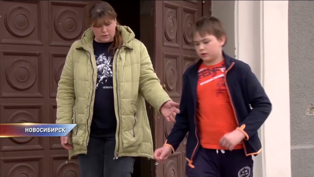 Три ребенка получили травмы позвоночника в батутном центре