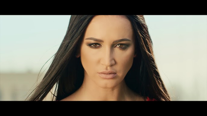 Порно 3 жігіт және 2 әйел Ladybug және Cat Noir бейнеленген порно ойындар