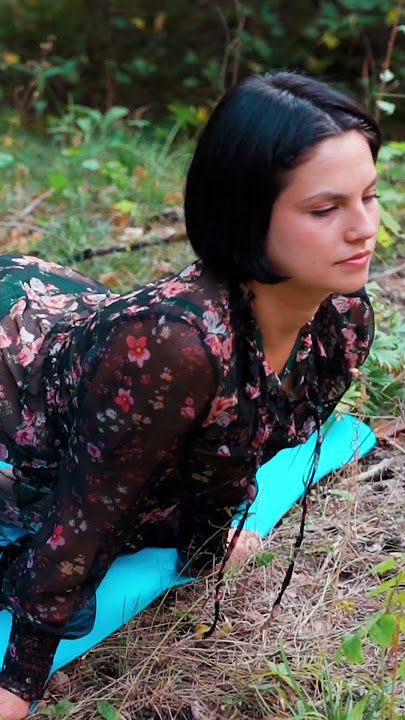 MAGNIFICENT YOGA QUEEN EVELINA #stretching #yoga