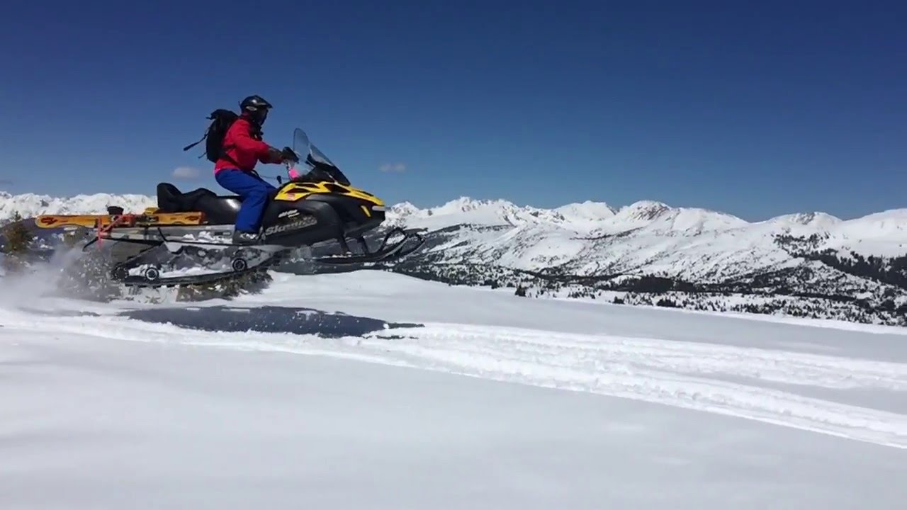 Ski Doo Skandic WT 600 ace catching a little air high res YouTube Ski Doo Skandic WT 600 ace catching a little air high res YouTube