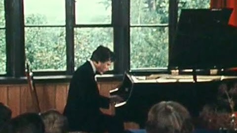 Victor Bunin plays Anatoly Alexandrov Memories & documentary - video 1981