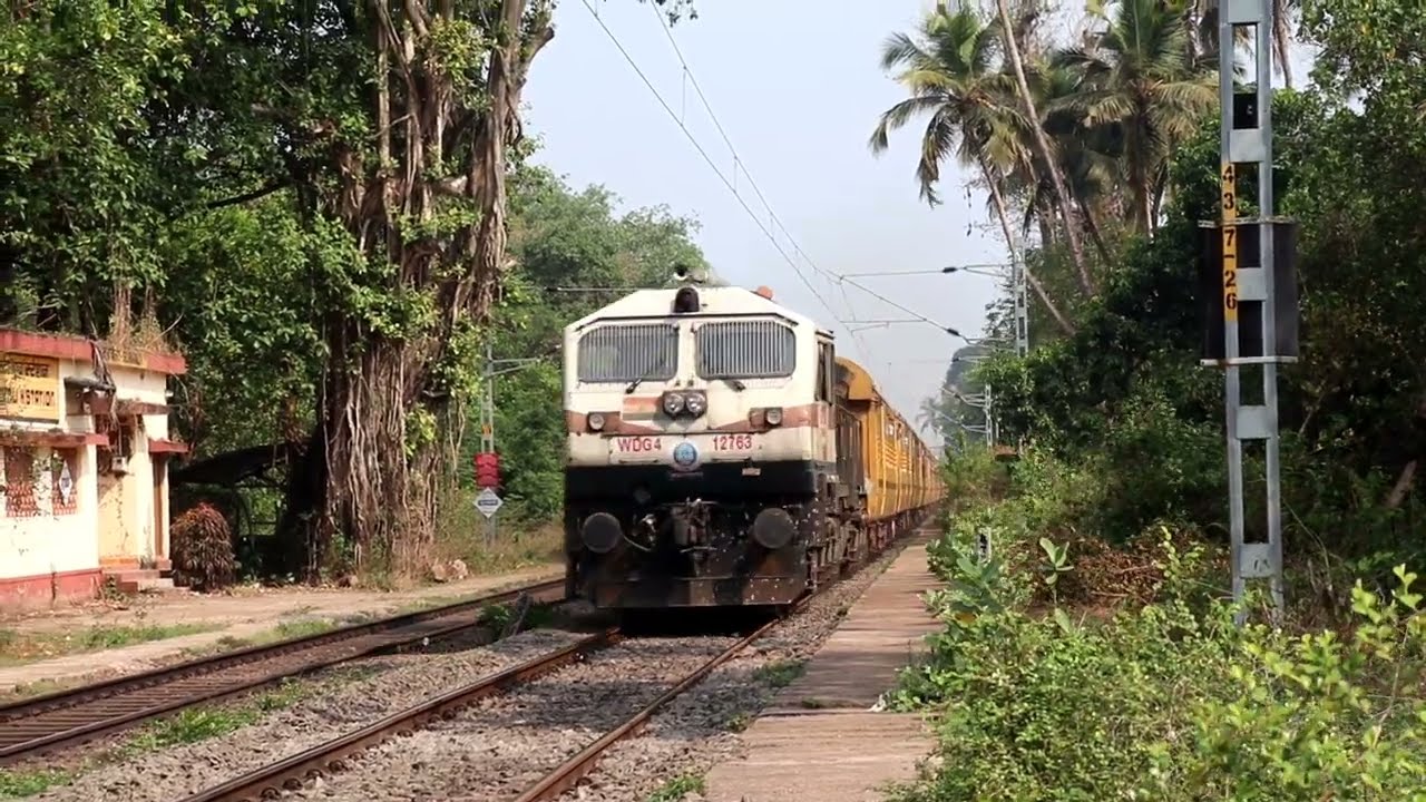 Long Honking Vasco Nagapattinam Express Passing Suravali Station
