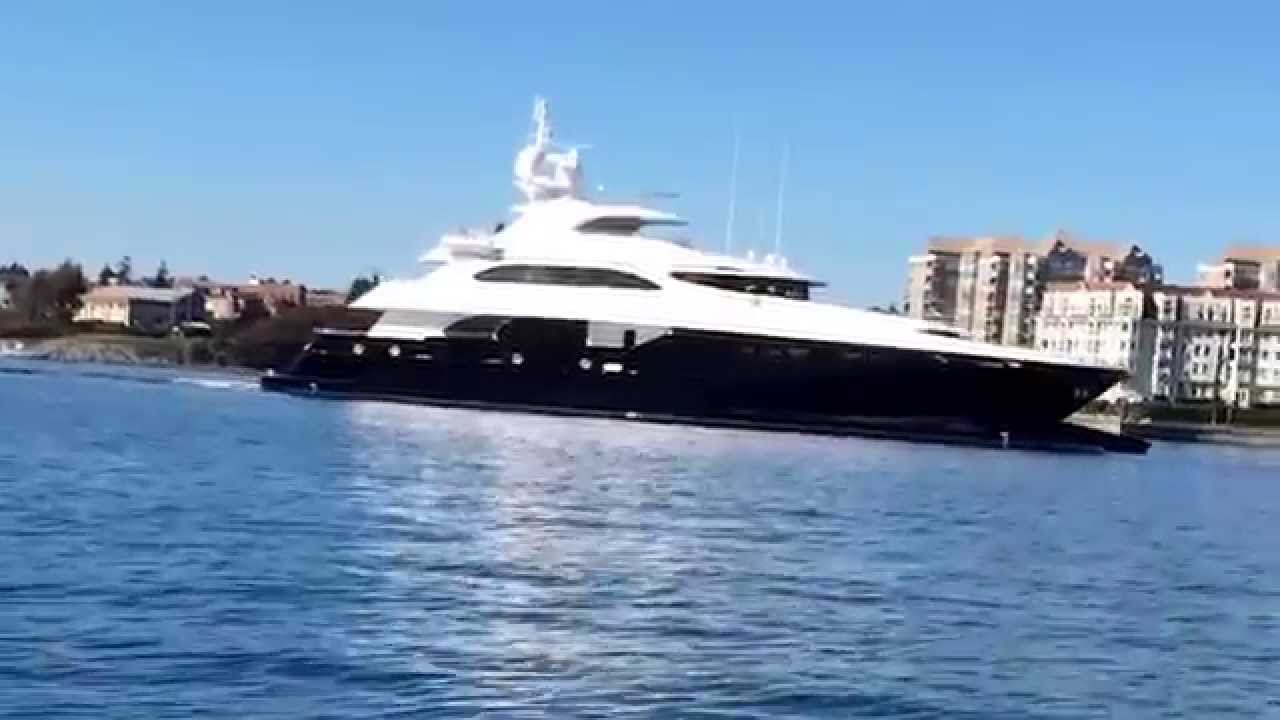 yacht in victoria harbour