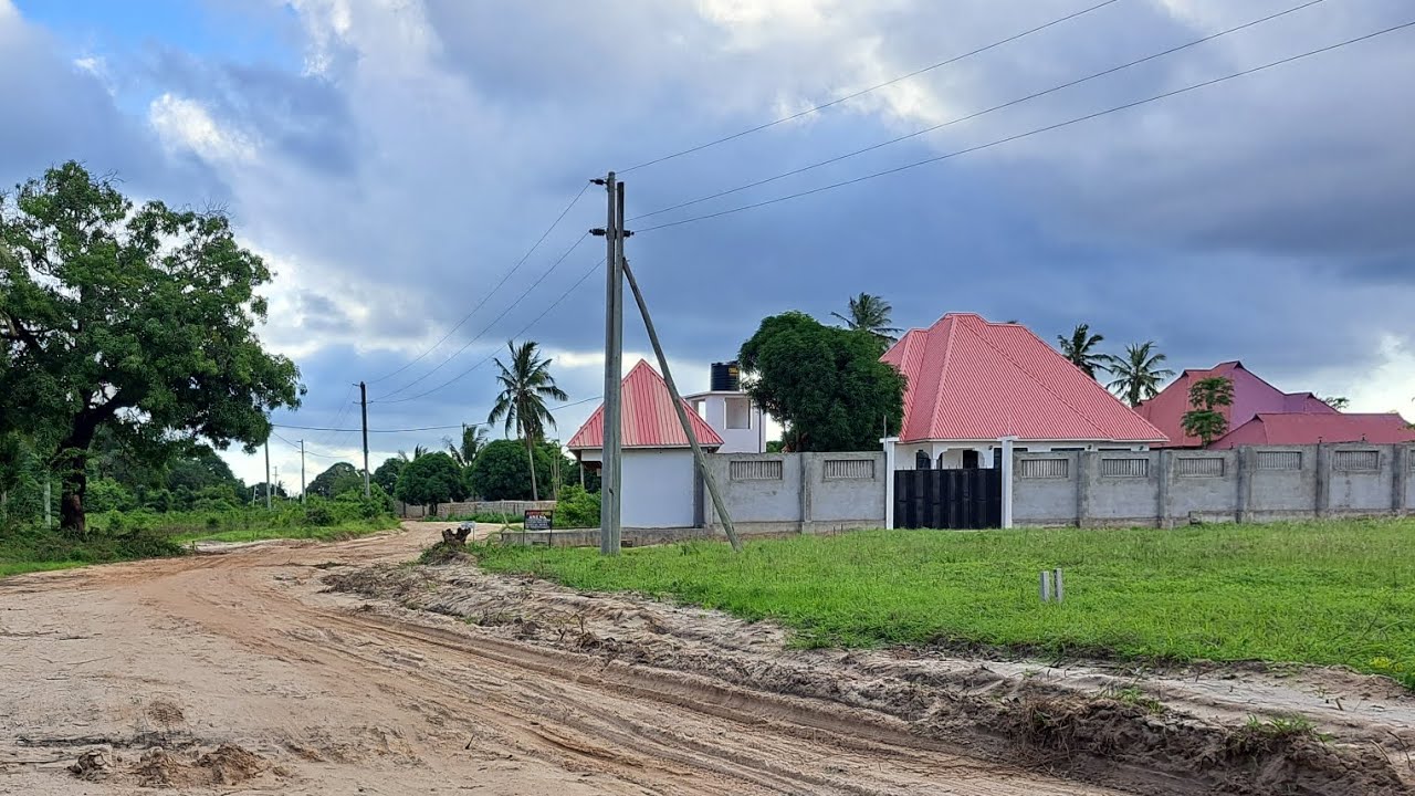KIGAMBONI✅️ VIKINDU ✅️ KISEMVULE  VIWANJA NI RAHISI SANA! VINAUZWA NA VIMEPIMWA! UTAMU UTAMU ZAIDI