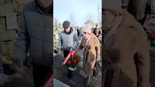 Митинг-реквием у памятника погибшим воинам-интернационалистам.