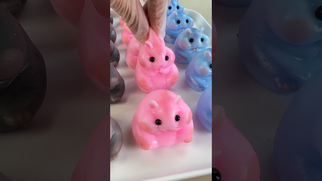 Fall in Love with the pink squishy