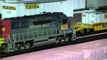 Custom Weathered P2K GP60 UP x-SSW #1962 with Tsunami Sound