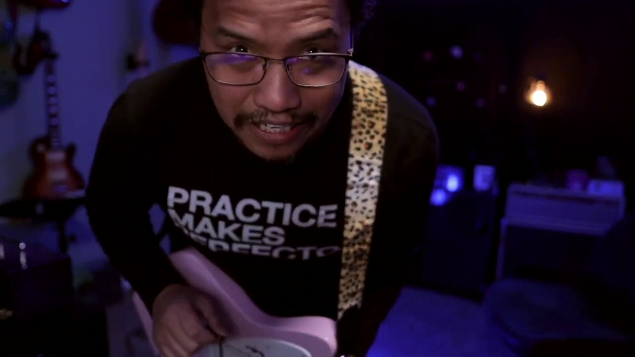 EASY and Quick guitar strap adjustment!   Drop Guitar Strap Adjuster