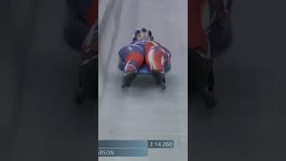 ASHLEY FARQUHARSON IS A LUGE BRONZE MEDALIST 🥉👏
