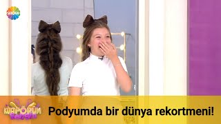 Podyumda bir dünya rekortmeni!