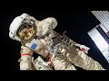Как космонавты чешут нос?