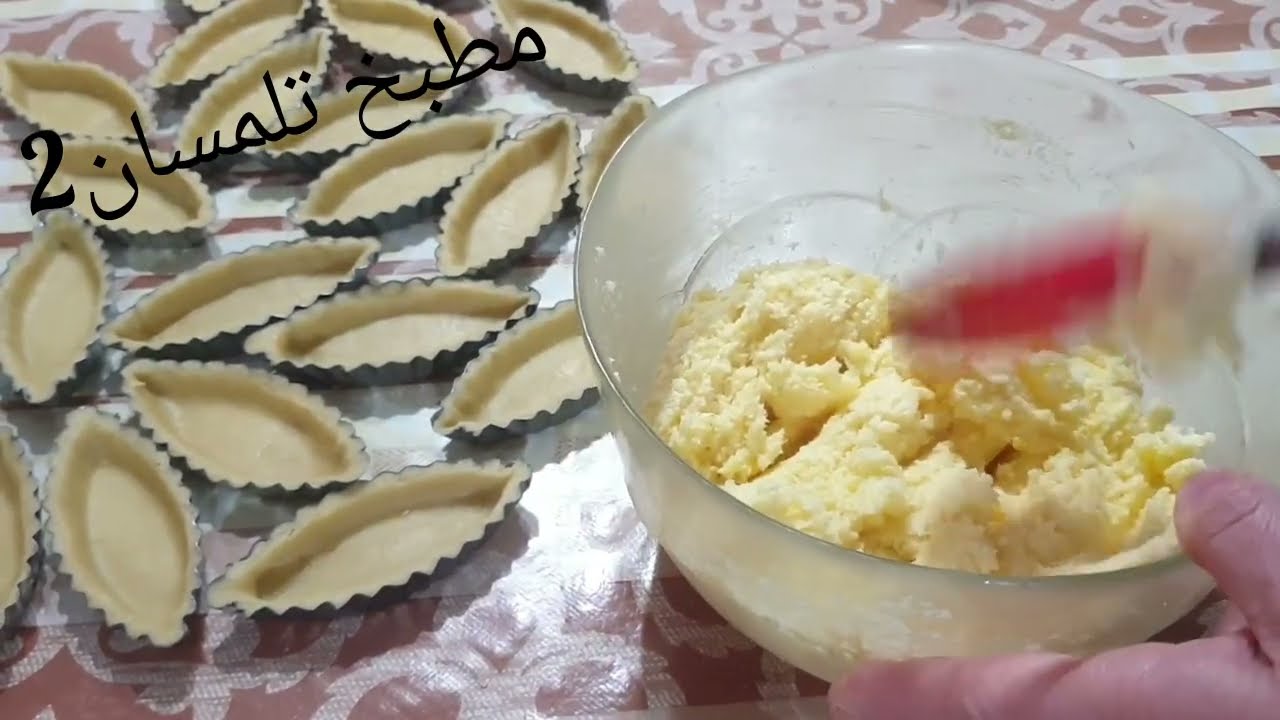 مطبخ تلمسان2:حلويات العيد برستيج وطوندونس 1990🤣لا شوكولاطة لاعسل👌بسيطة سهلة التحضير باركات جوز الهند