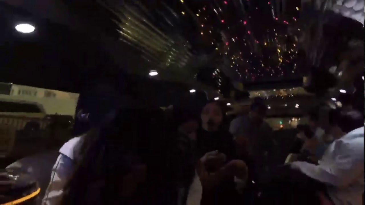 Scuffed Jim Carrey Fights With Girl In Cx Limo | Gets Hit with bottle of vodka | Crazy Content |