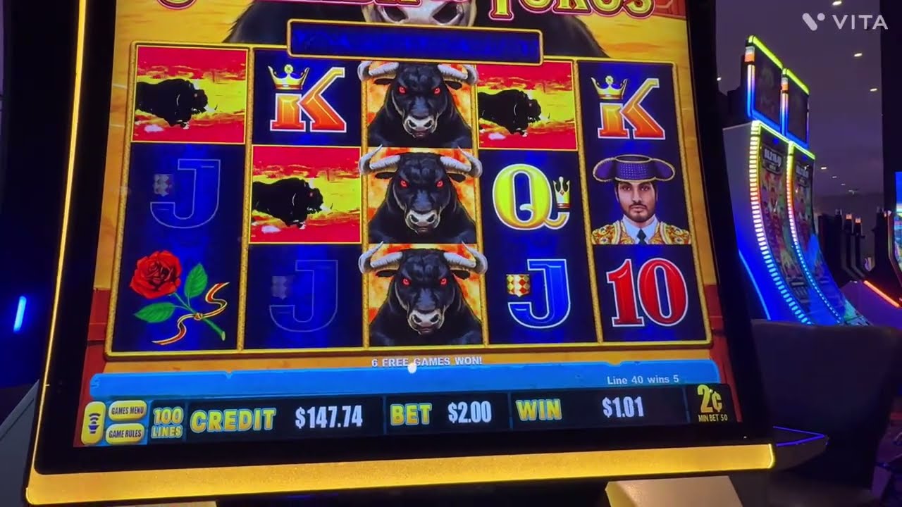 APOSTANDO $ 100.00 DOLARES A LA CORRIDA DE TOROS.