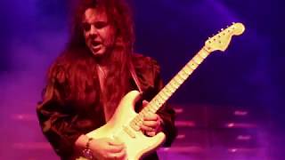 12 - Yngwie Malmsteen – Spellbound Tour Live In Orlando - Dreaming Tell Me