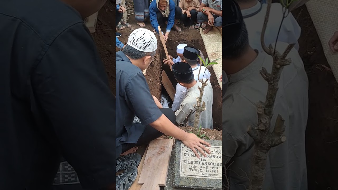 Proses Pemakaman Ibu Kami Tercinta. Senin 7 Agustus 2023