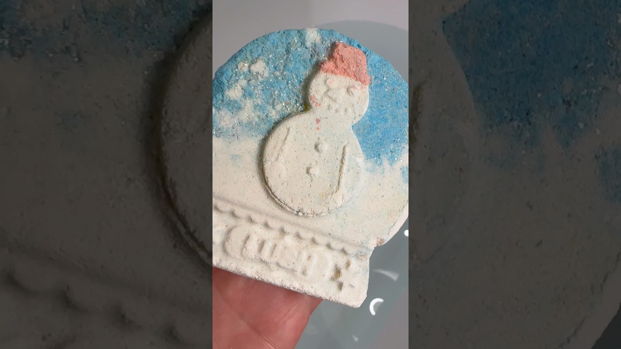 Lush Dreaming of a white Christmas 