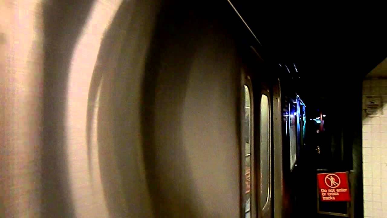 mta-new-york-city-subway-brooklyn-bridge-bound-r142a-6-train-33rd