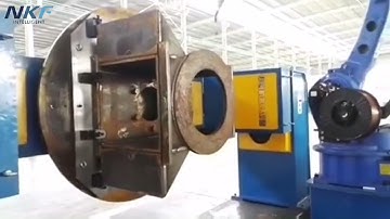 Our two-axis U type positioner, synchronizing with Yaskawa robot, is applied to automated welding.