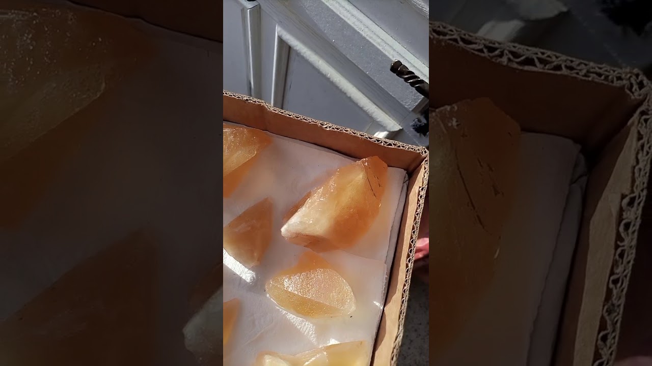 Calsit dighot from tenfite Morocco