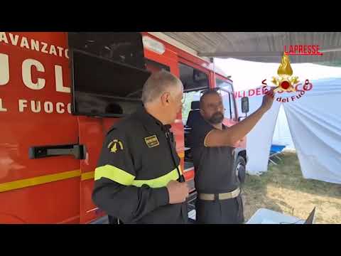 Video Incendi in Piemonte, i vigili del fuoco in azione in varie province