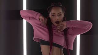 Kwasi Manni ft Jasmine - Lets Jam (Lyric Video) | Chop Daily