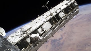 Live: NASA astronauts conduct a spacewalk to upgrade ISS power system宇航员太空行走修复国际空间站电池动力系统