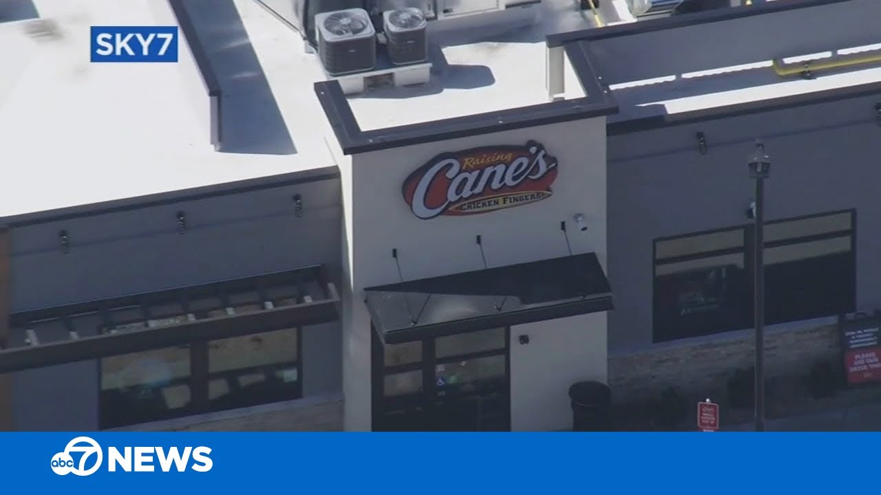You are currently viewing Car break-ins force Raising Cane’s to close Bay Area dinning room – ABC7 News Bay Area