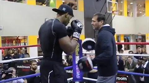EXPLOSIVE POWER !!! - ANTHONY JOSHUA FULL PAD WORK...