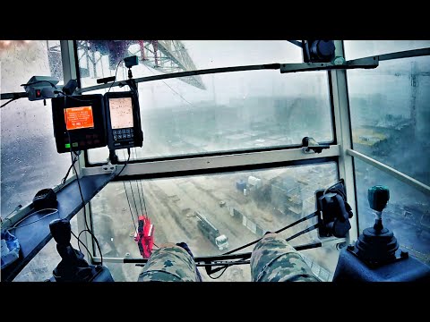 Питерский шторм глазами крановщика. Storm in St.Petersburg through the eyes of a crane operator.