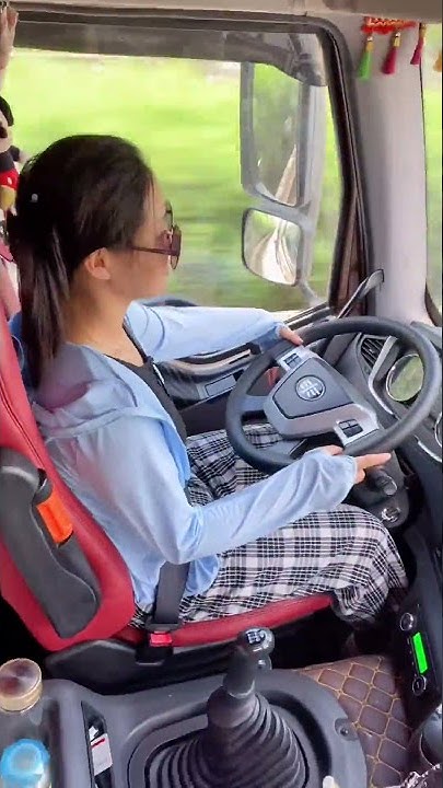 is-truck-driving-a-good-career-for-a-woman-youtube