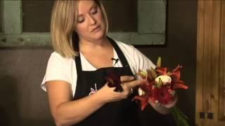 How to Make a Floral Bouquet
