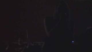 04 - Picture Me Broken - Vital Signs (Live)