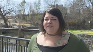 Traffic light helps resident concerns - Cave Springs