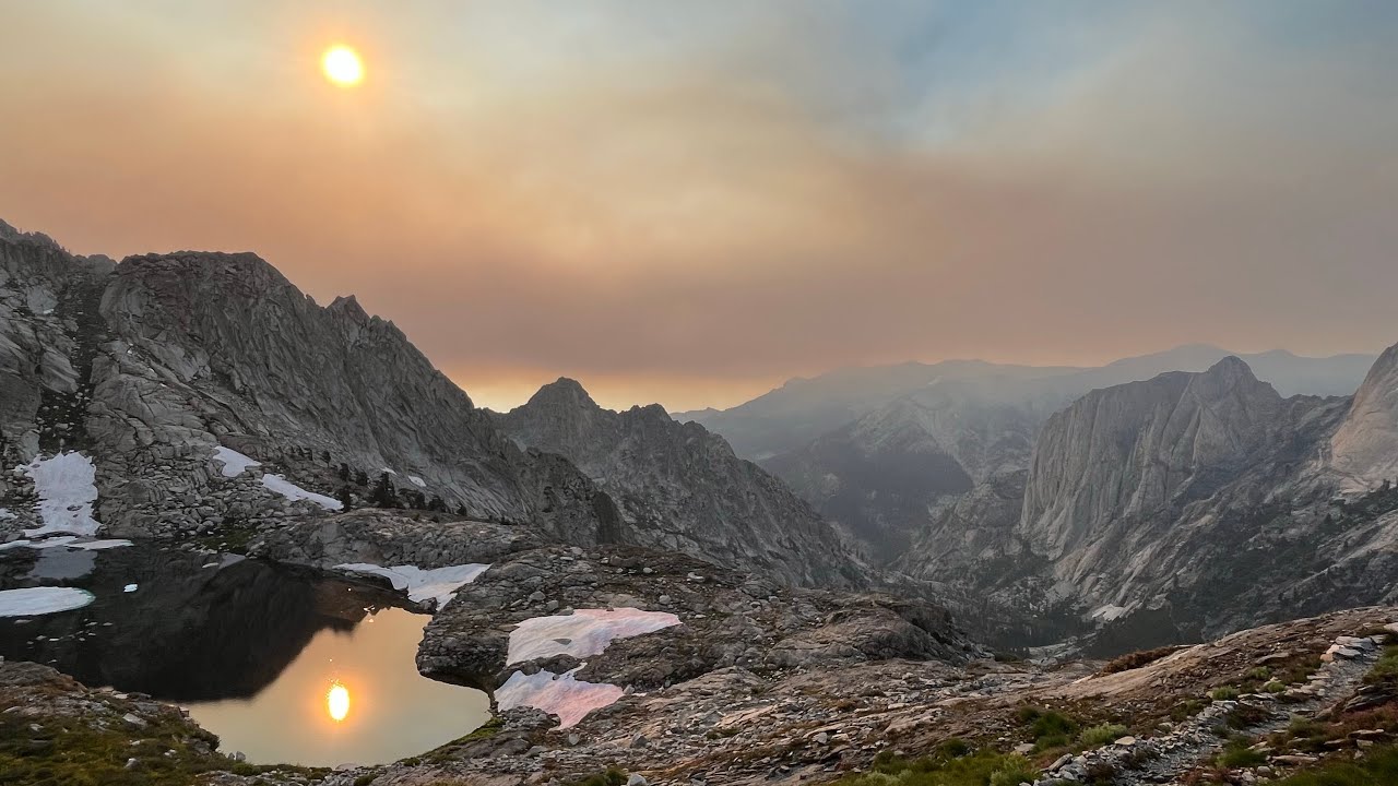 High Sierra trail to Precipice lake