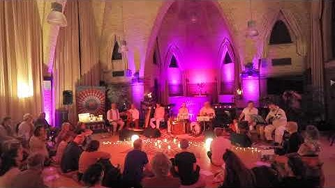 Mantra Meezing Concert in Gasthuiskapel in Schijndel