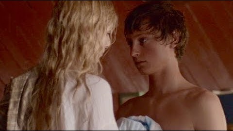 孤独な美しき人妻エリザベス・デビッキが美少年を導く先は／映画『ブレス あの波の向こうへ』本編映像