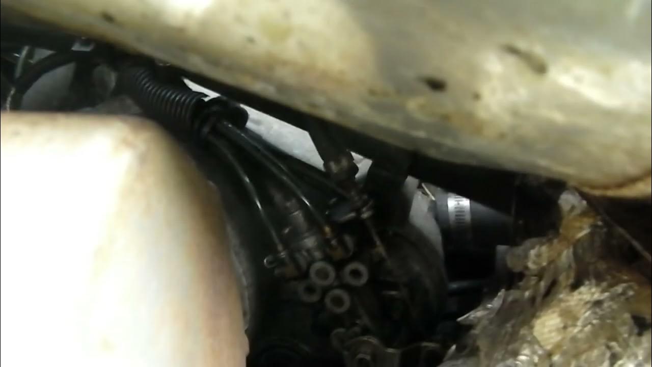 Two Stroke Oil Pump Bleed - YouTube