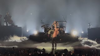 YUNGBLUD CHANGES PART 1 BLACK SABBATH COVER LIVE ADELAIDE ENTERTAINMENT CENTRE JANUARY 15TH 2026