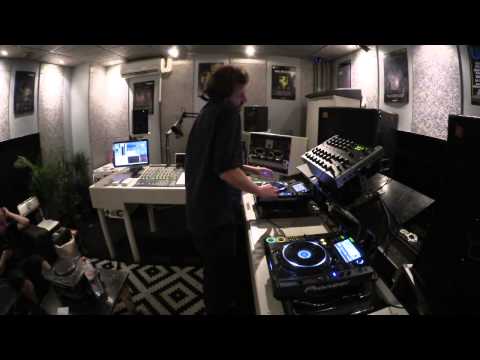 BertBert @ Shourai Sessions, Studio 80, Amsterdam (11-08-2015)