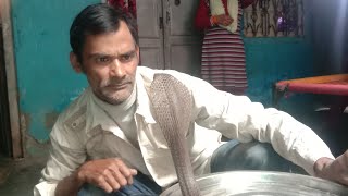 सवधन ह जइए कबर घर म कह भ छप सकत ह